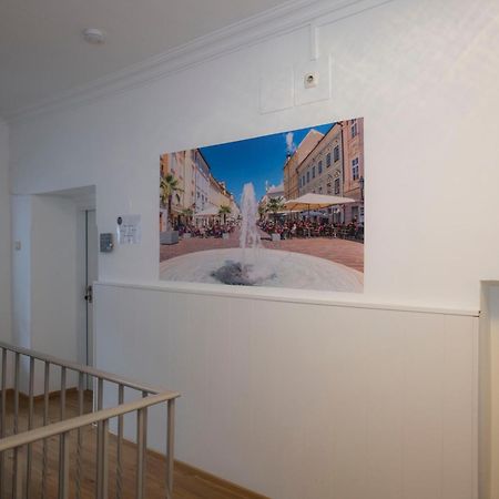 Cityhotel Am Domplatz Self-Checkin 克拉根福 外观 照片