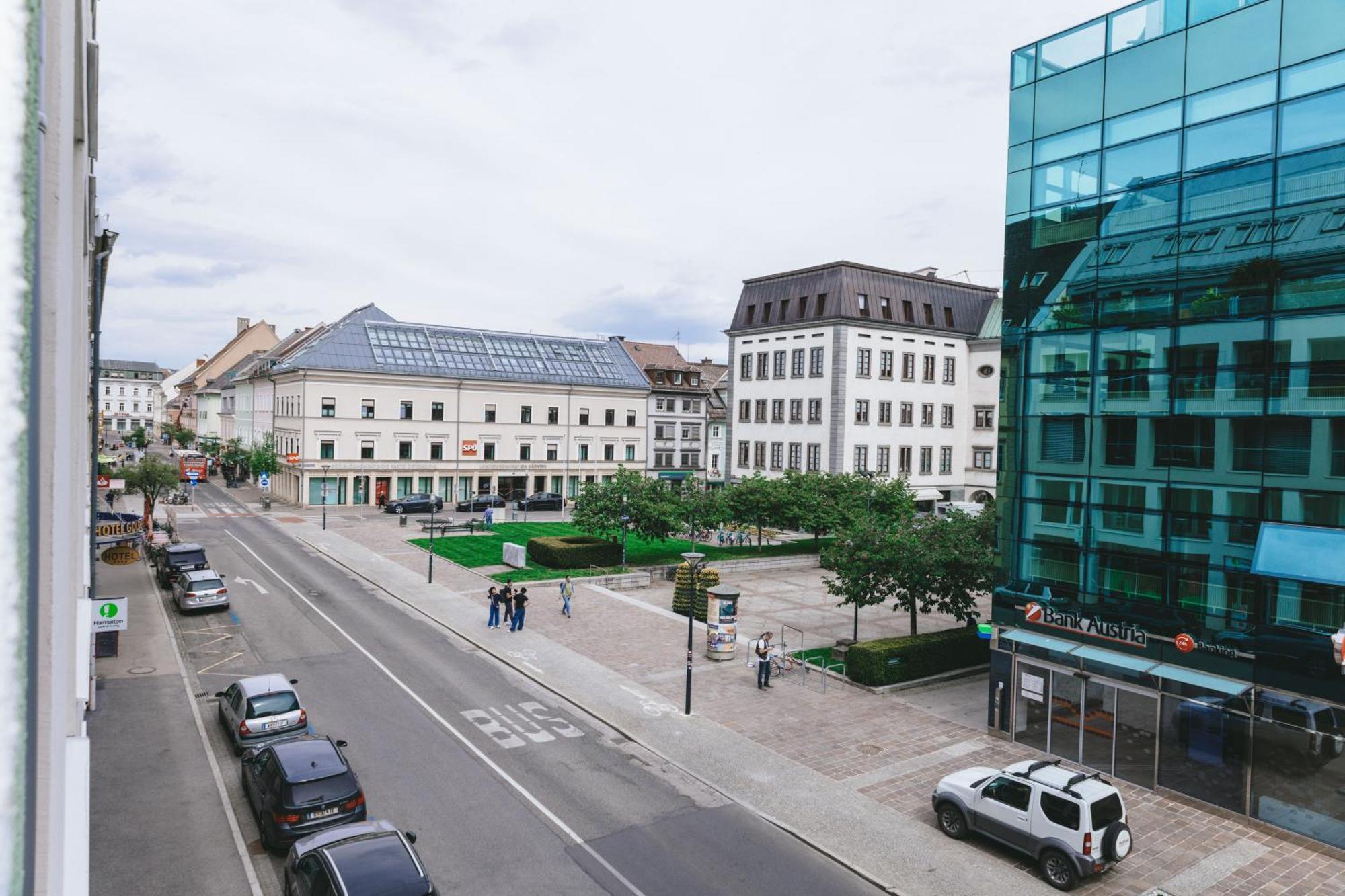 Cityhotel Am Domplatz Self-Checkin 克拉根福 外观 照片
