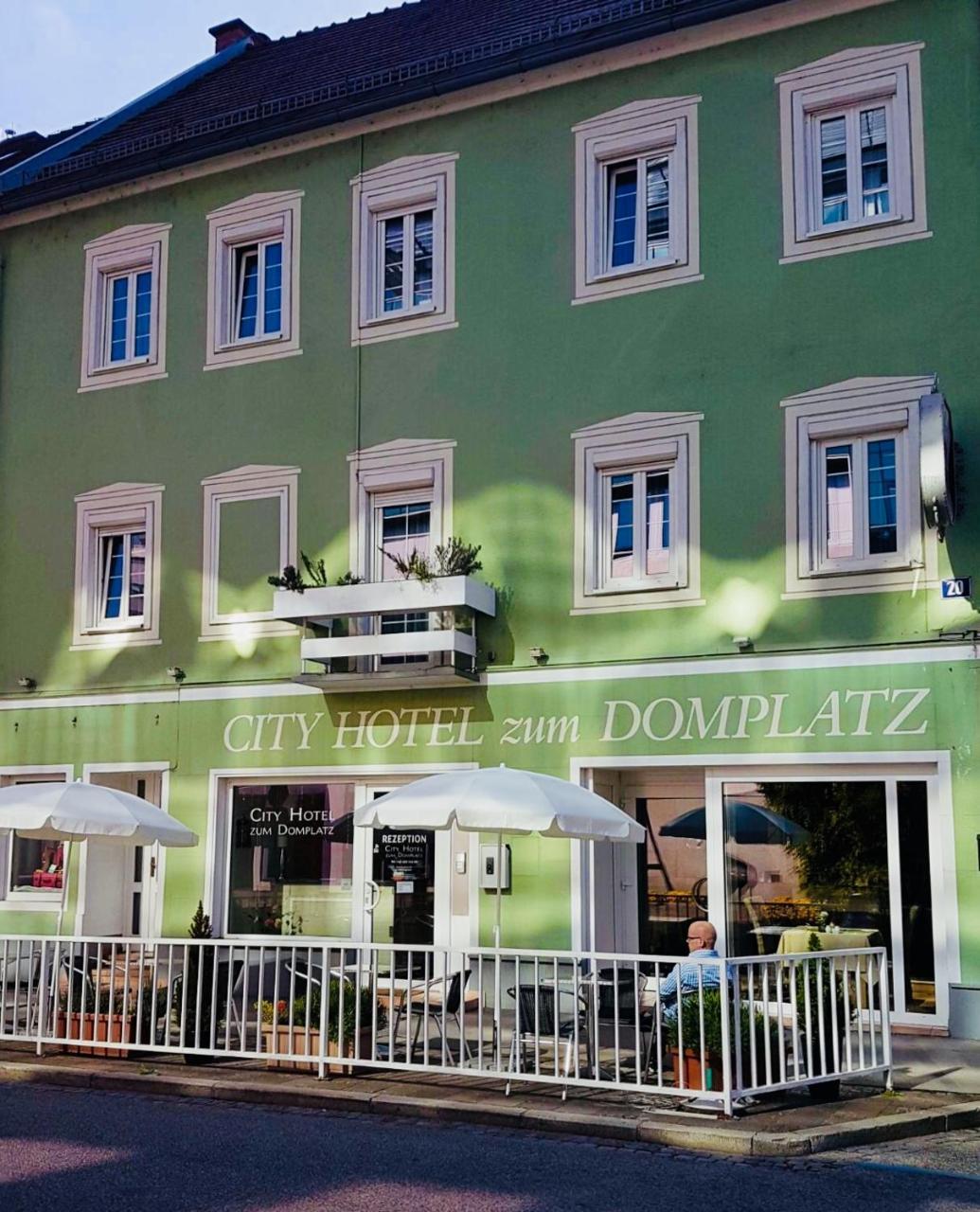 Cityhotel Am Domplatz Self-Checkin 克拉根福 外观 照片